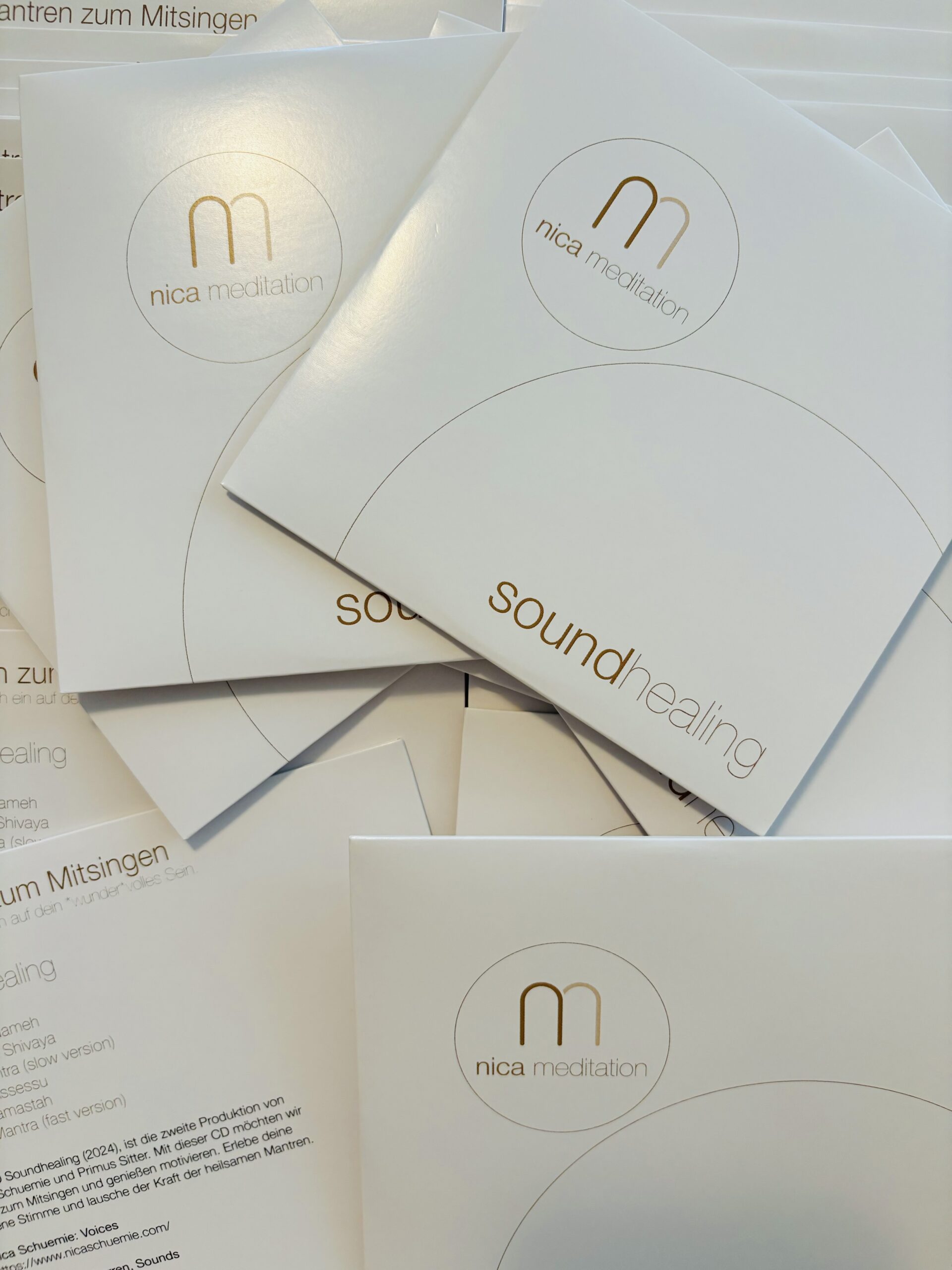 Mantren zum Mitsingen